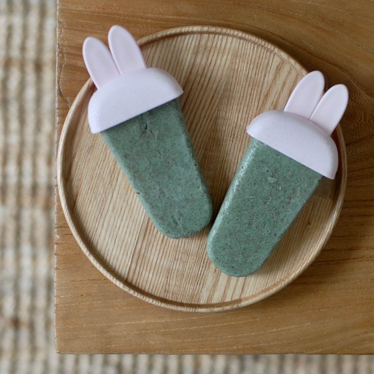 Choc-mint icy poles and smoothie